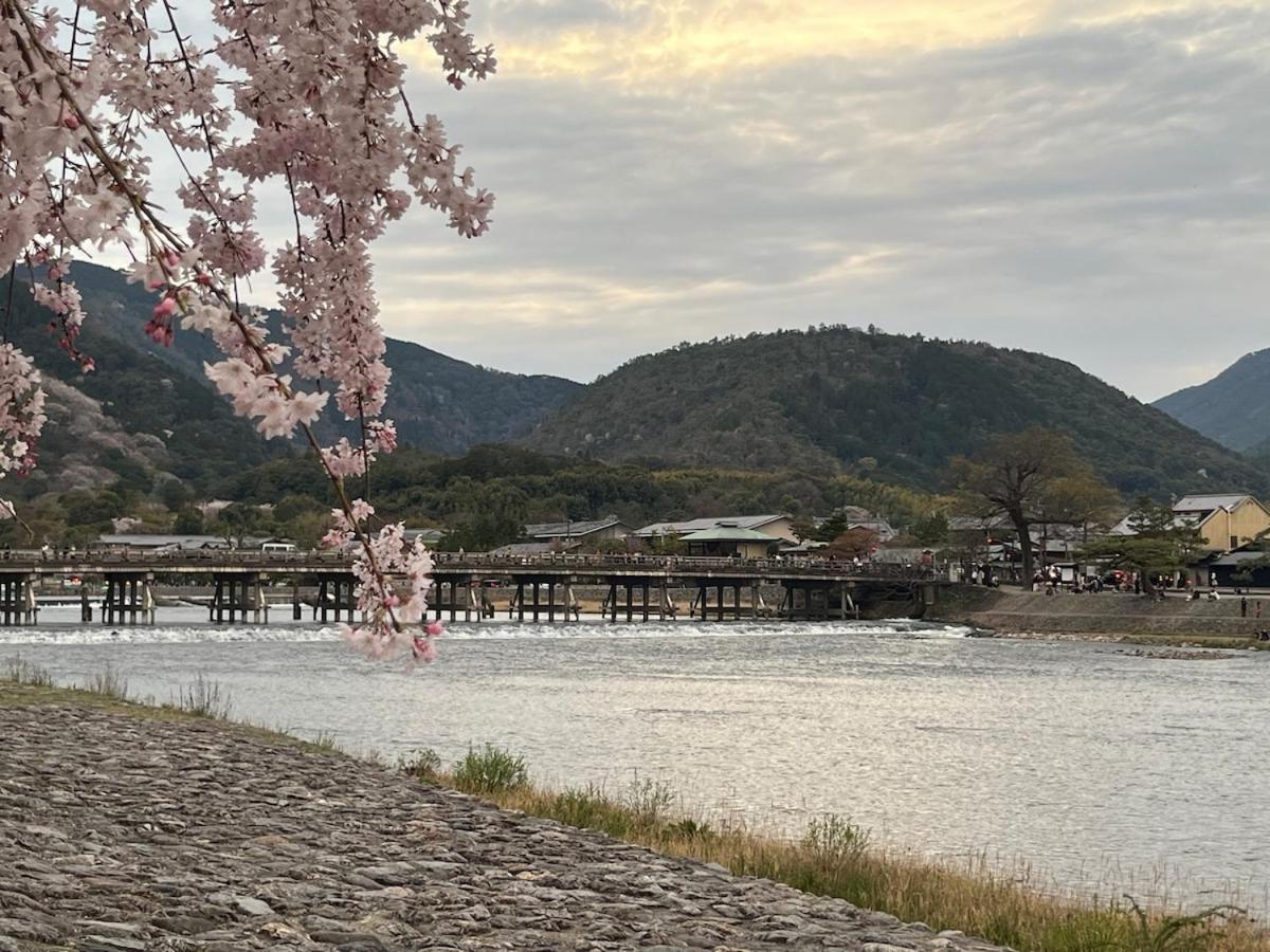 嵐山 天龍の宿 駐車無料 一棟貸切 最大5人 Dragon Legend Arashiyama Central Private Rare Modern Villa Free Parking Max 5Ppl Shimosaga Bagian luar foto
